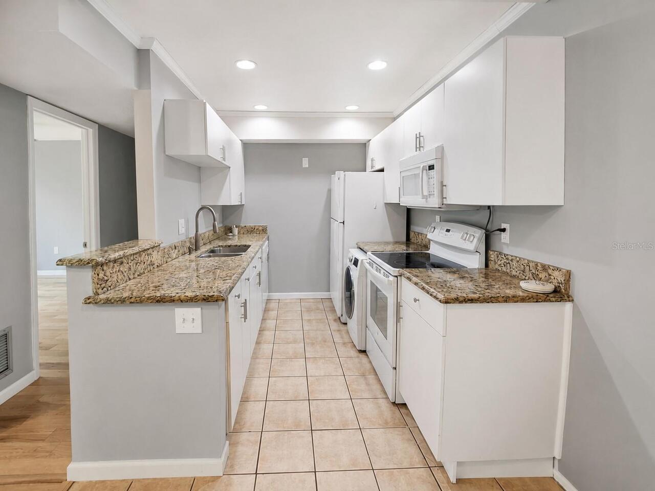 Listing Photo 8