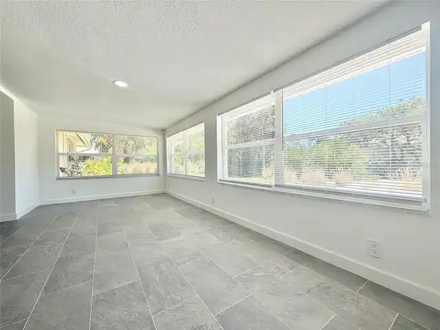 Listing Photo 35