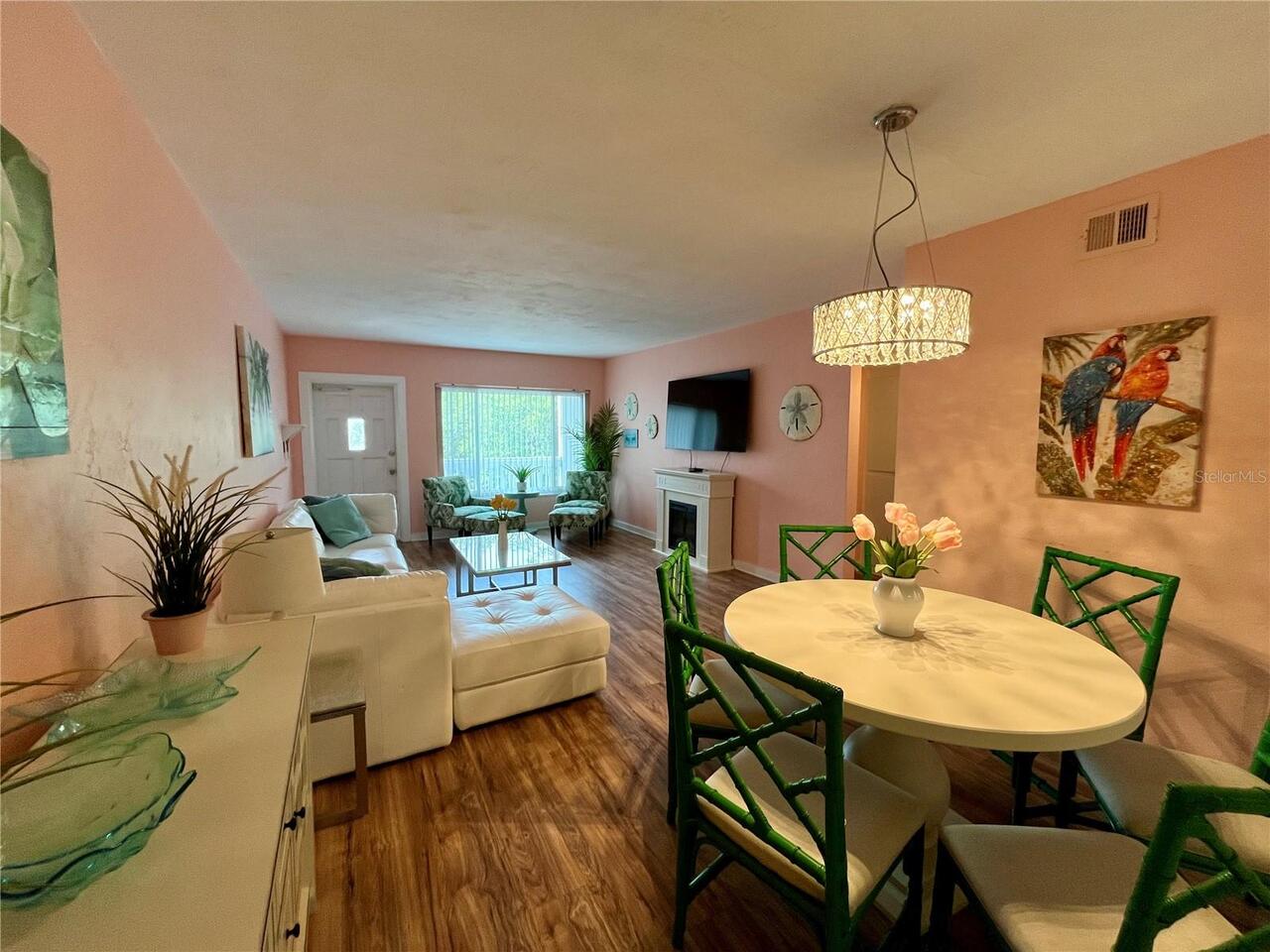 Listing Photo 8