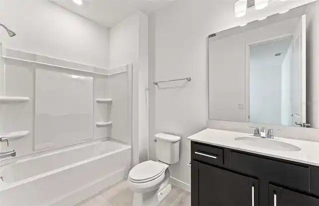 Listing Photo 12