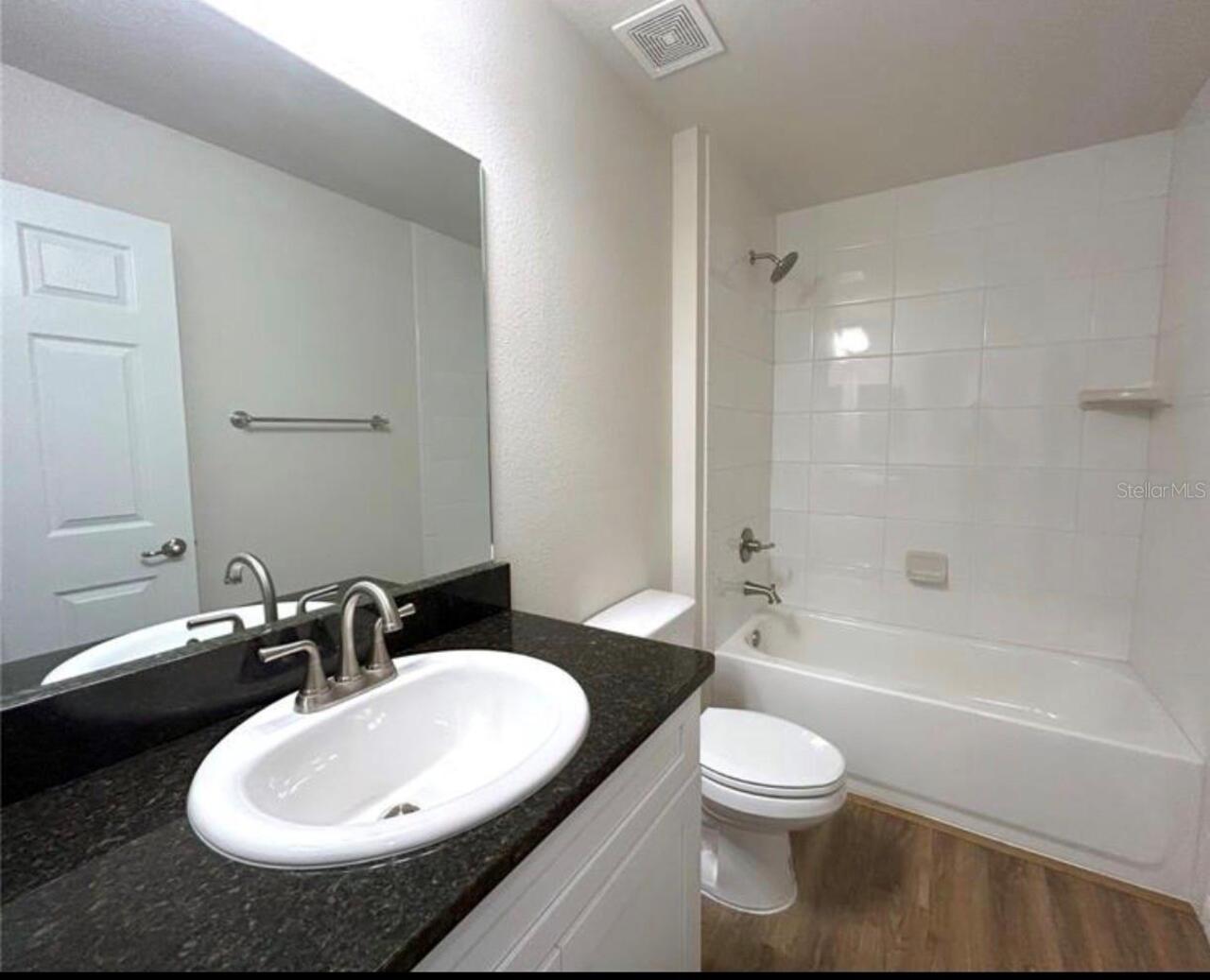 Listing Photo 7