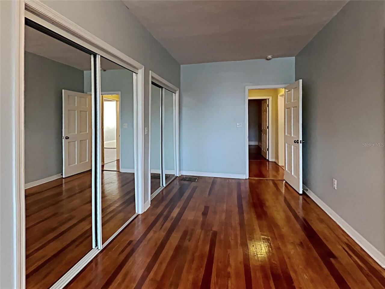 Listing Photo 9