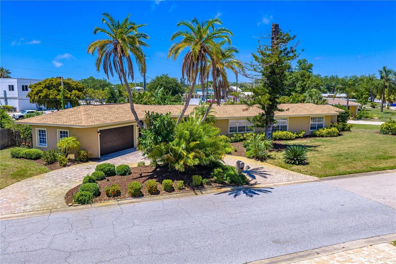 Sarasota Real Estate