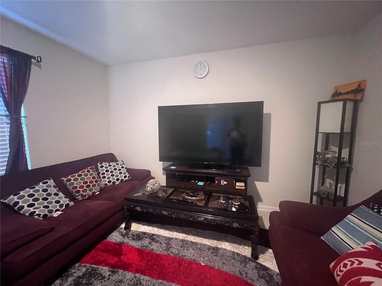 Listing Photo 9