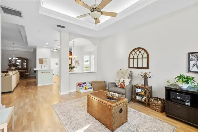 Listing Photo 17