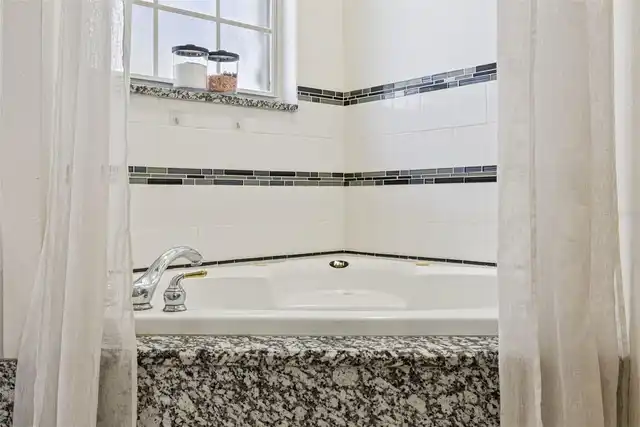 Listing Photo 27
