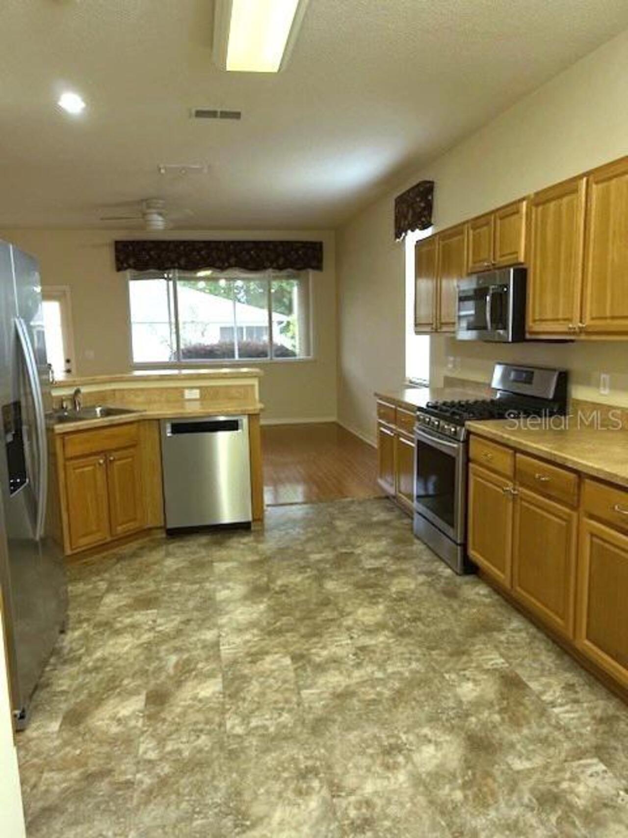 Listing Photo 6