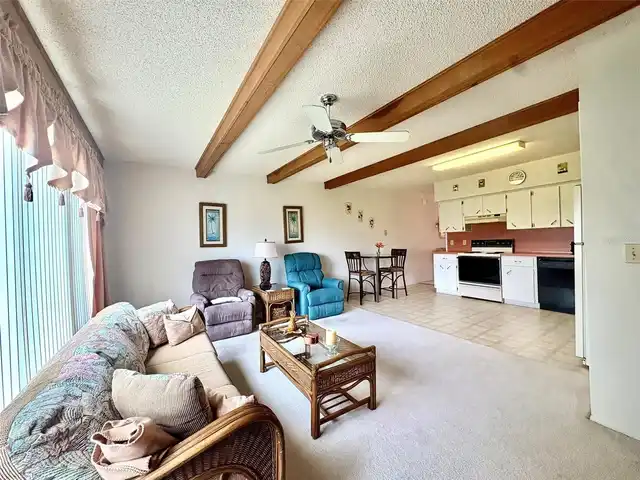 Listing Photo 14