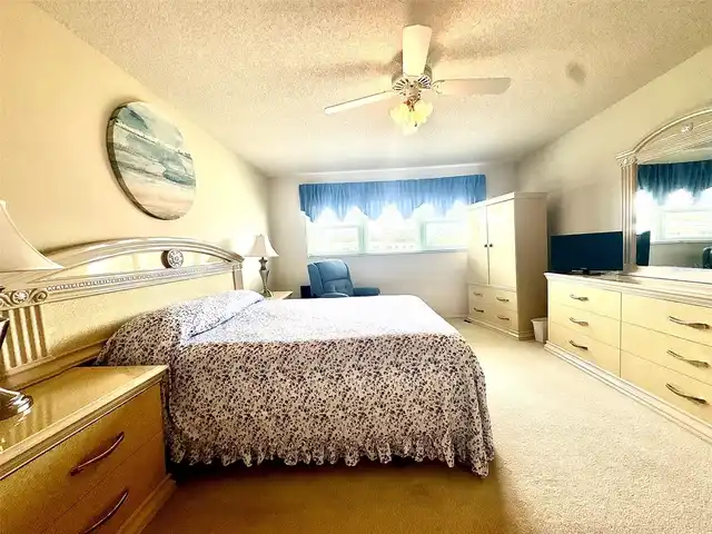 Listing Photo 17