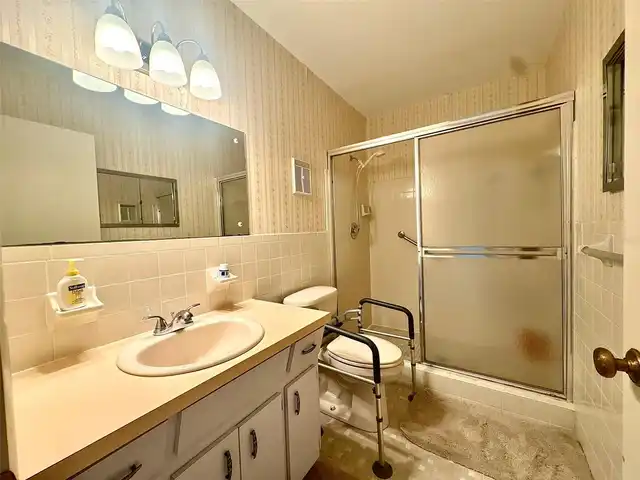 Listing Photo 19