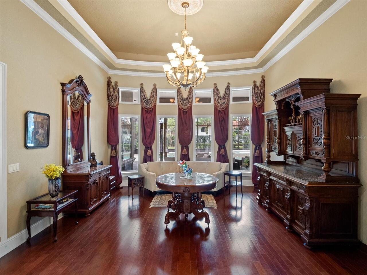 Listing Photo 9