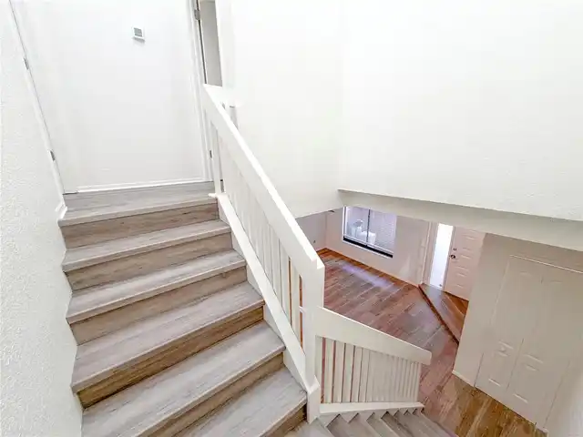Listing Photo 15