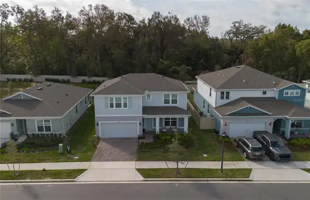 Listing Photo 17