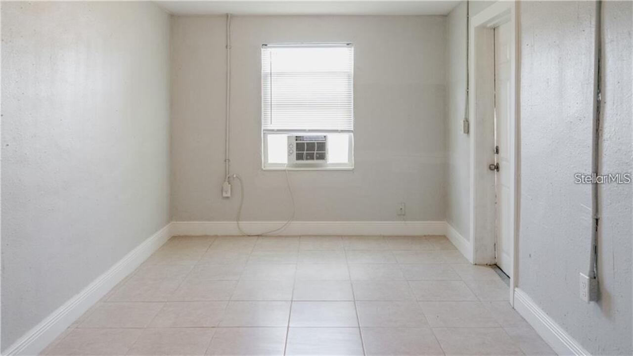 Listing Photo 7