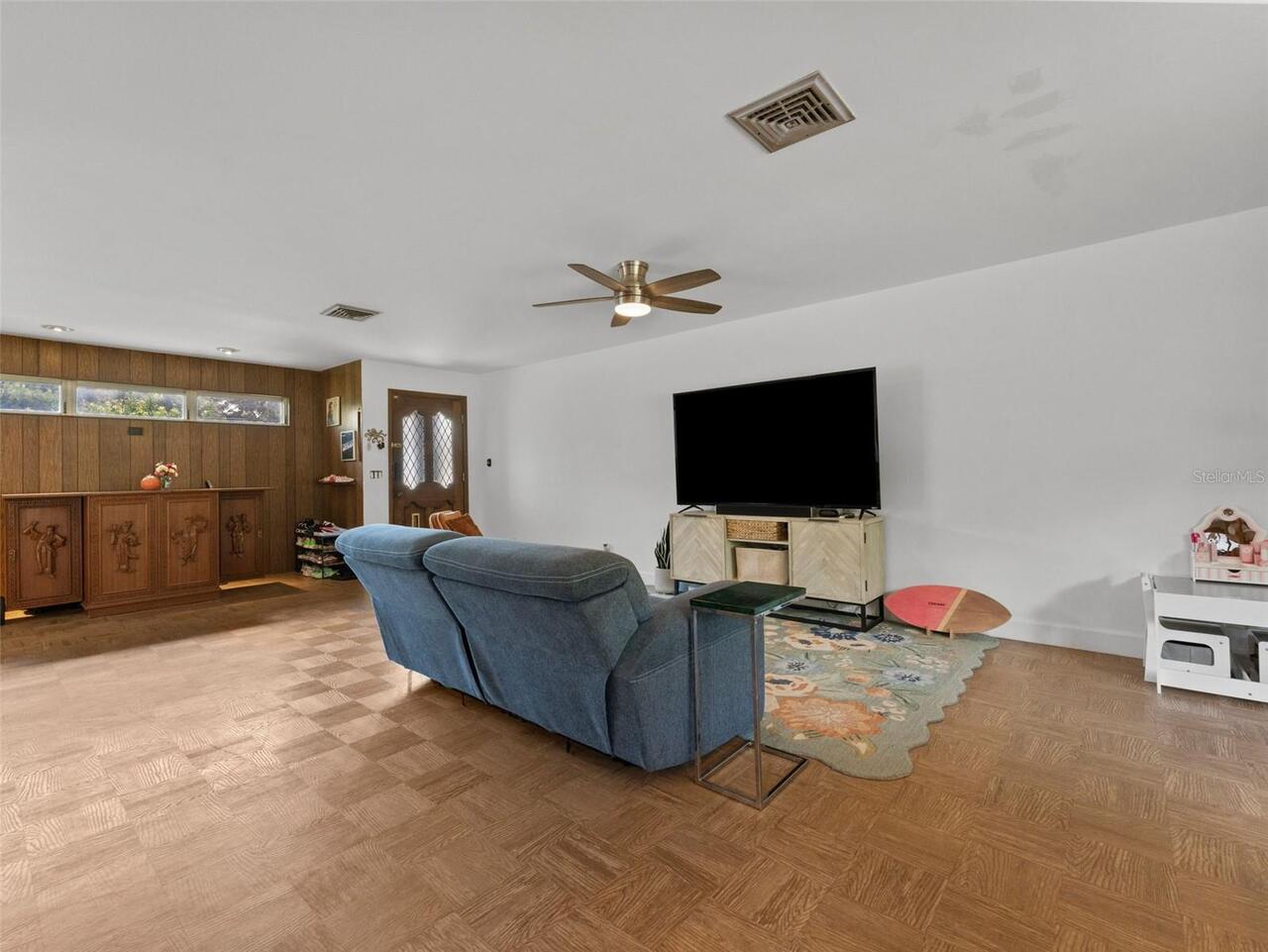 Listing Photo 7