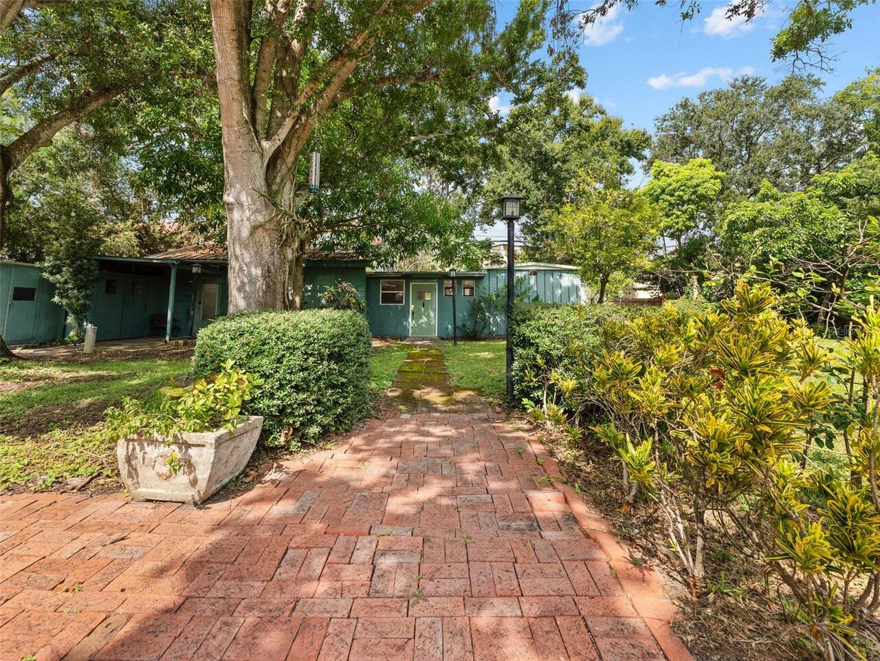 Listing Photo 37
