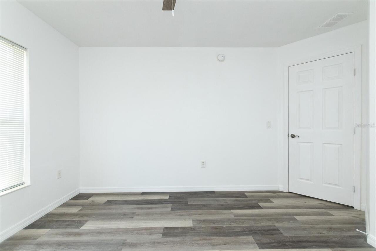 Listing Photo 24