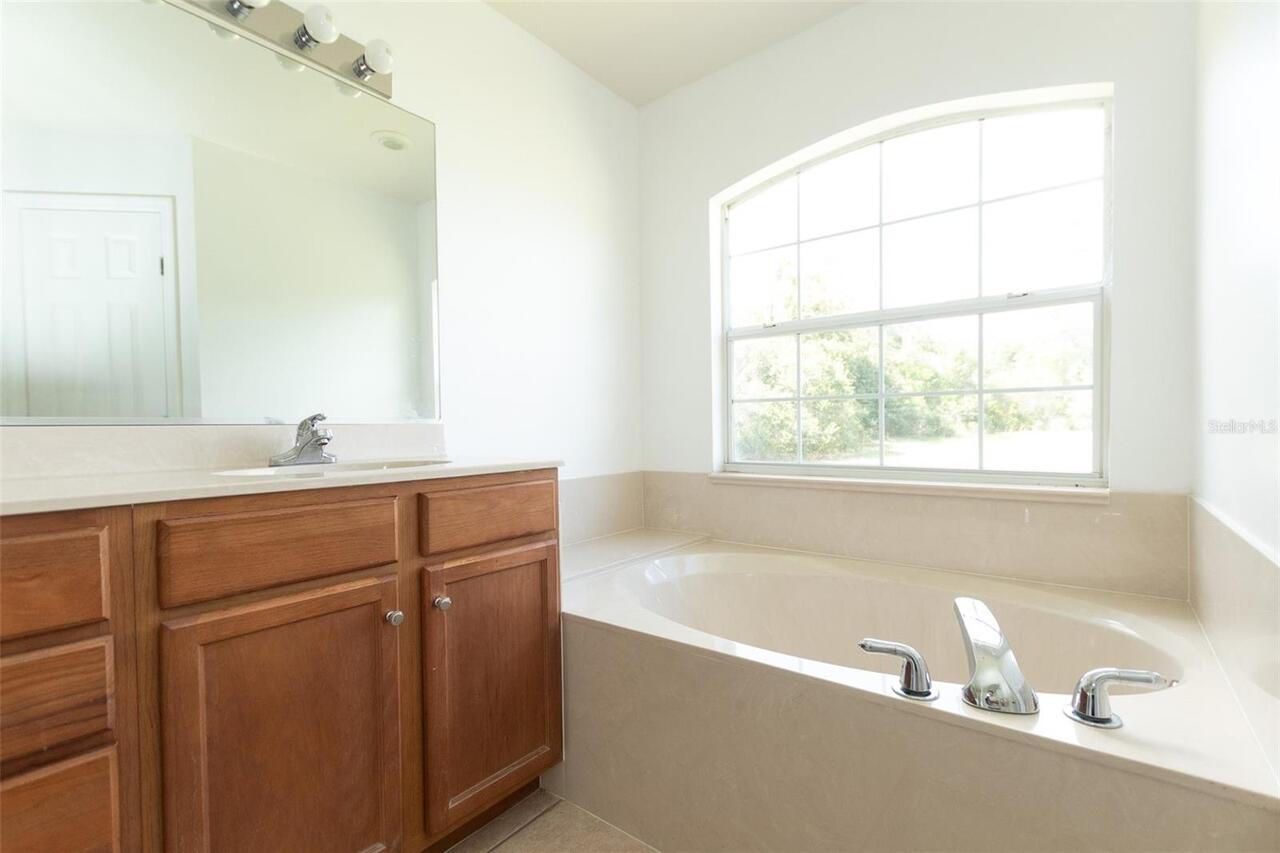 Listing Photo 41