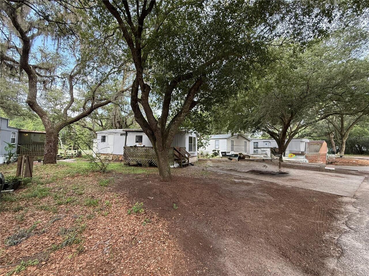Listing Photo 9