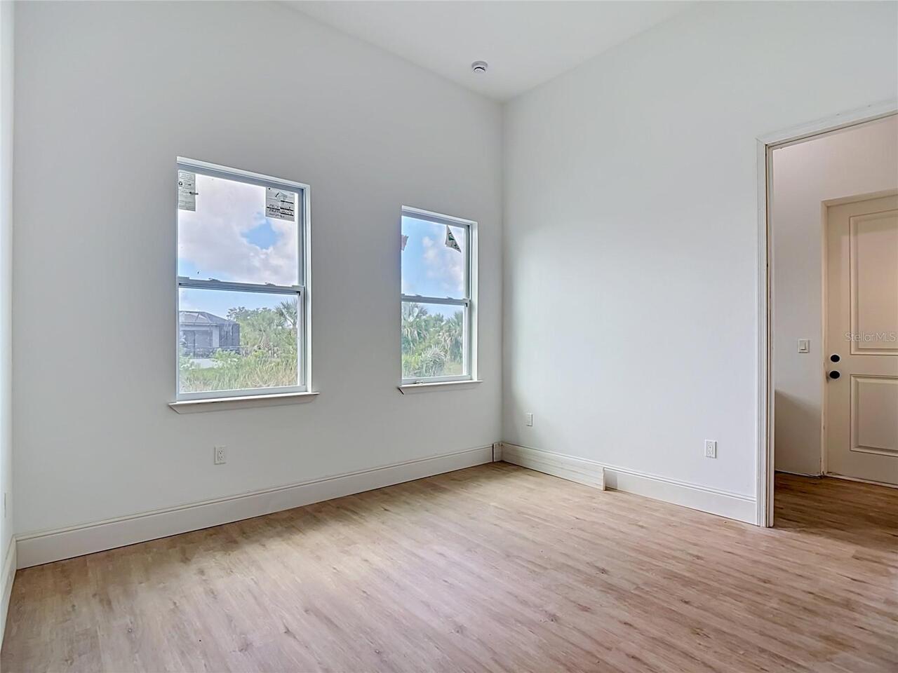 Listing Photo 33