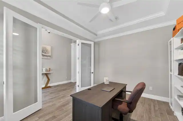 Listing Photo 11