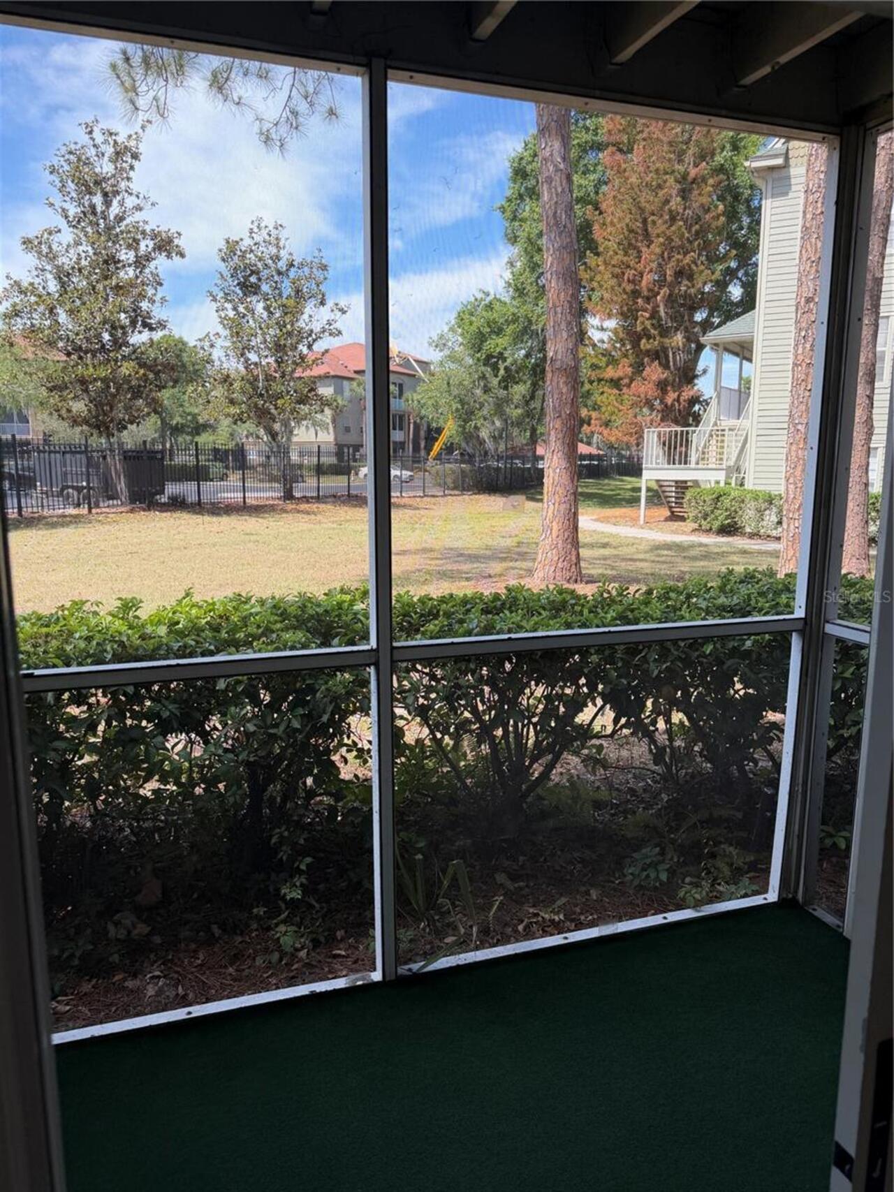 Listing Photo 11