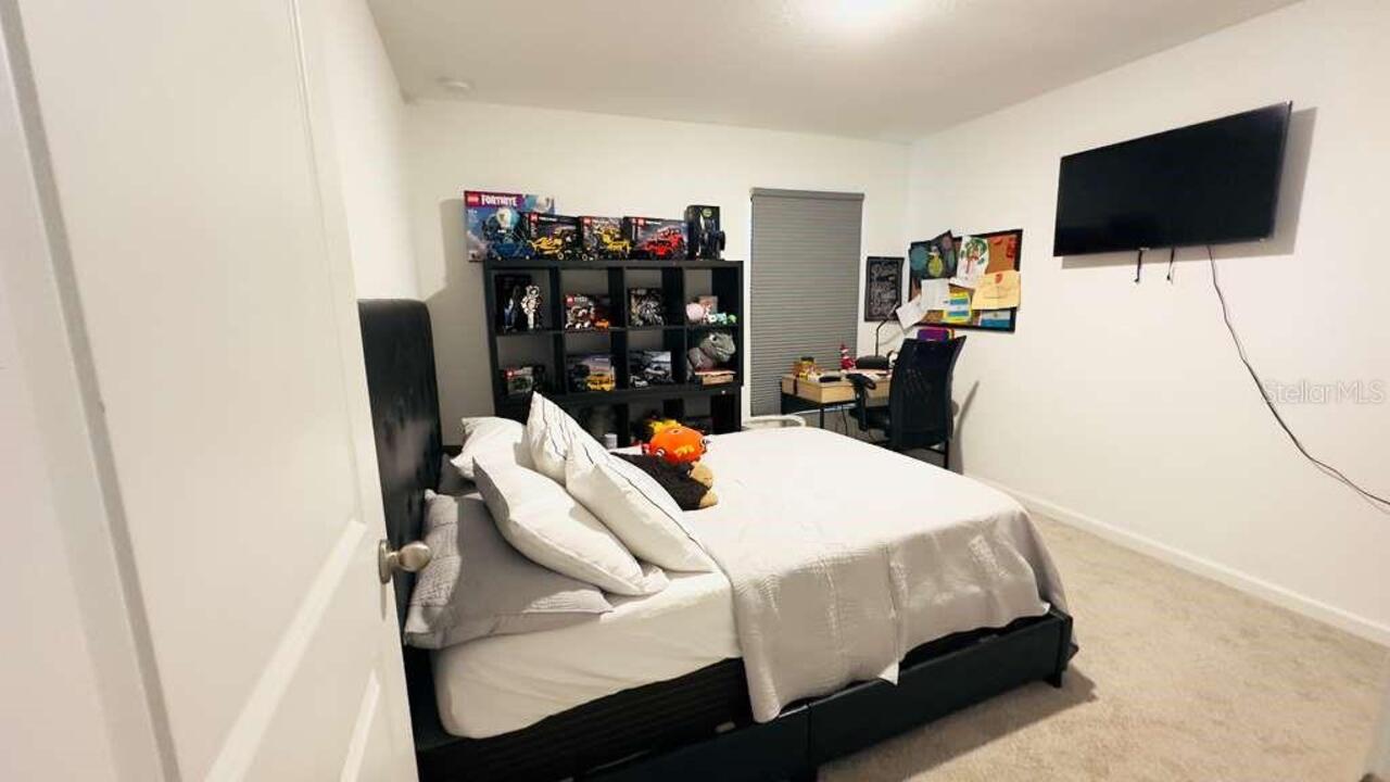 Listing Photo 8