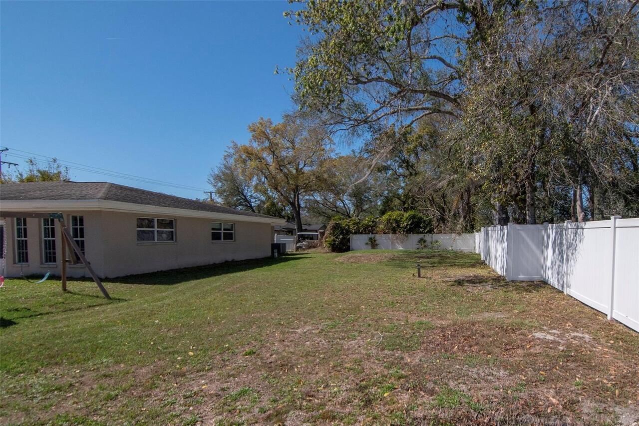 Listing Photo 37