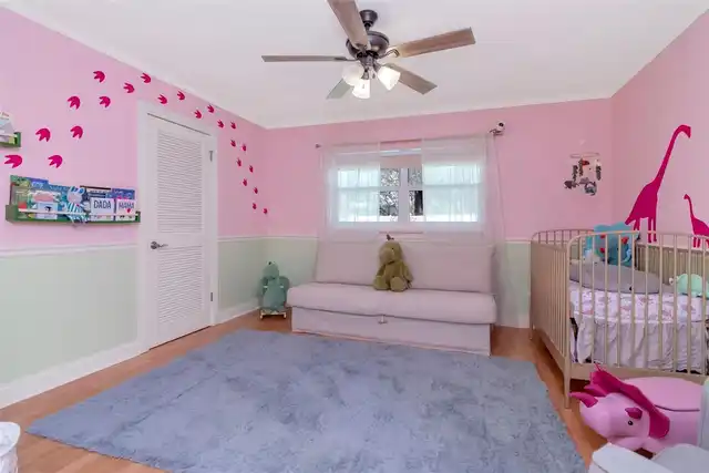 Listing Photo 16