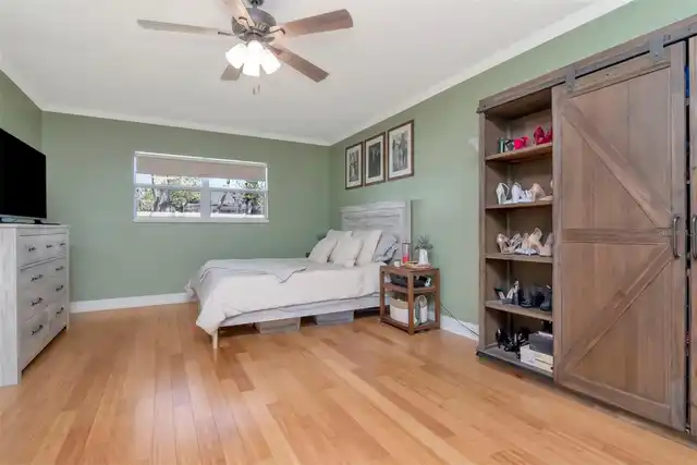 Listing Photo 23
