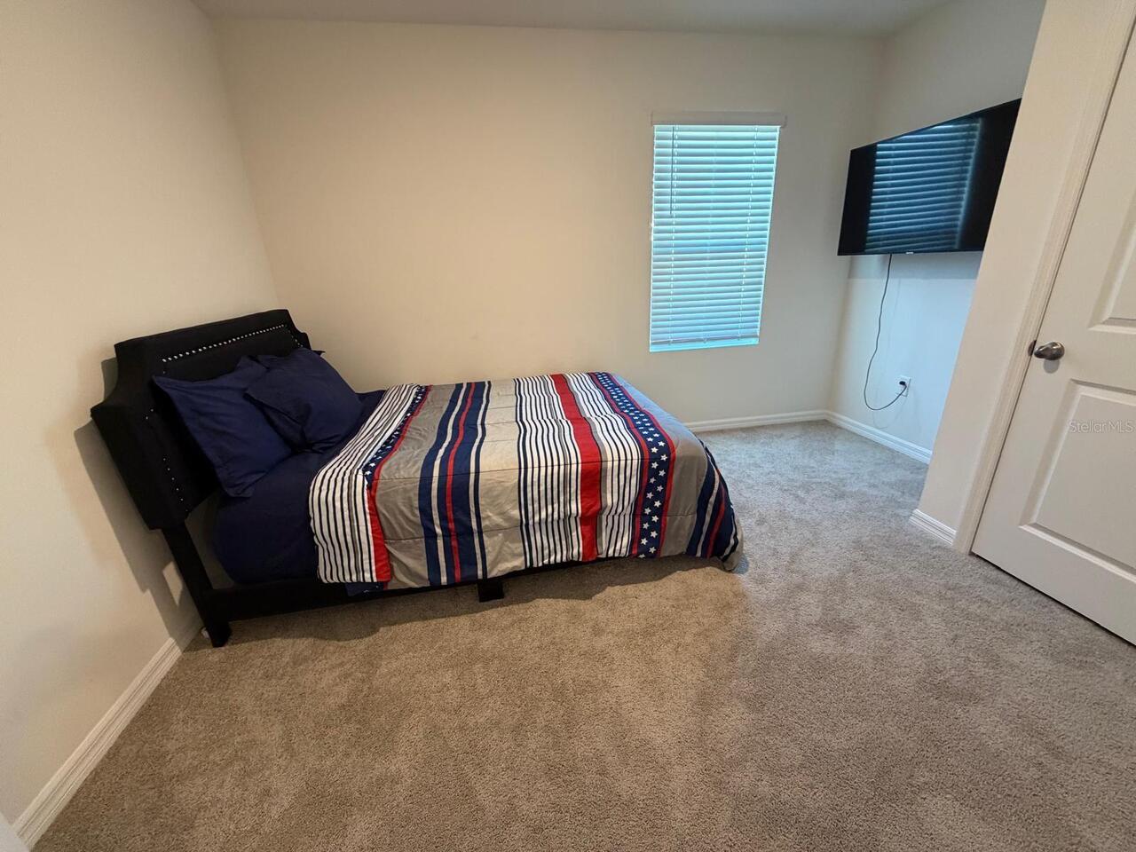 Listing Photo 6