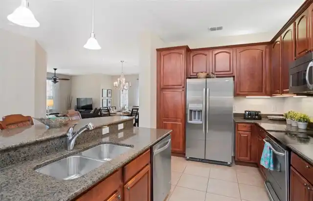 Listing Photo 15