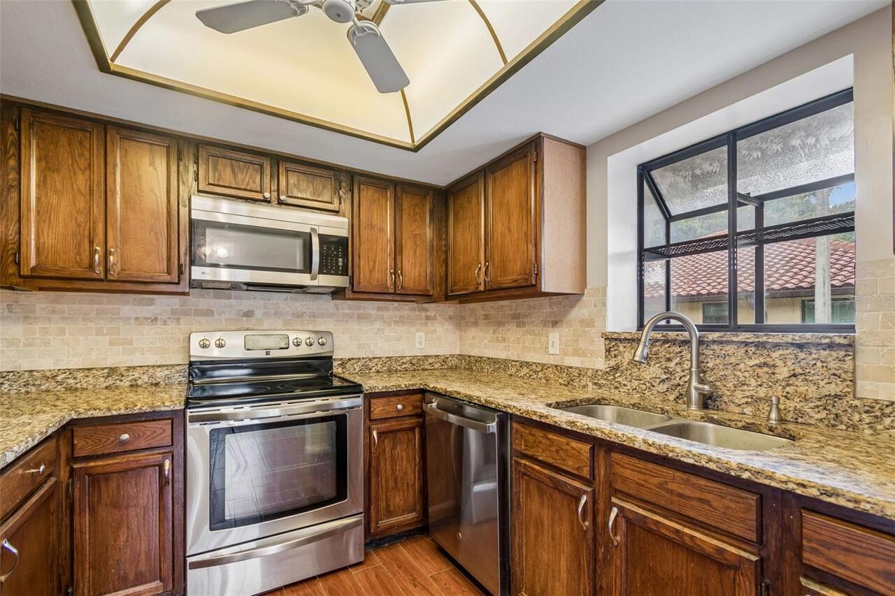 Listing Photo 7