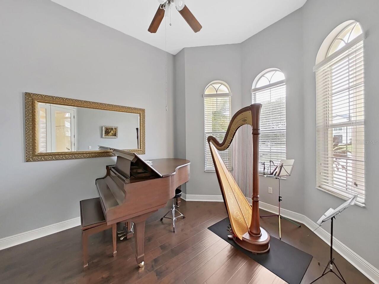 Listing Photo 18