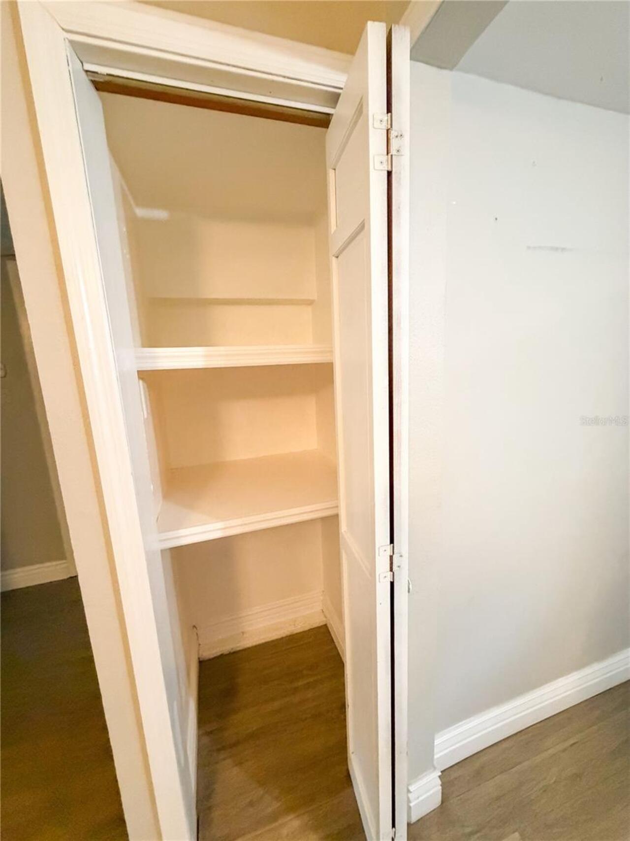 Listing Photo 10