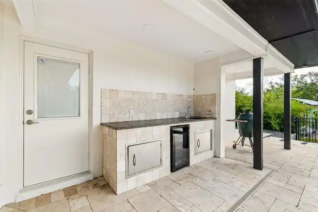 Listing Photo 43