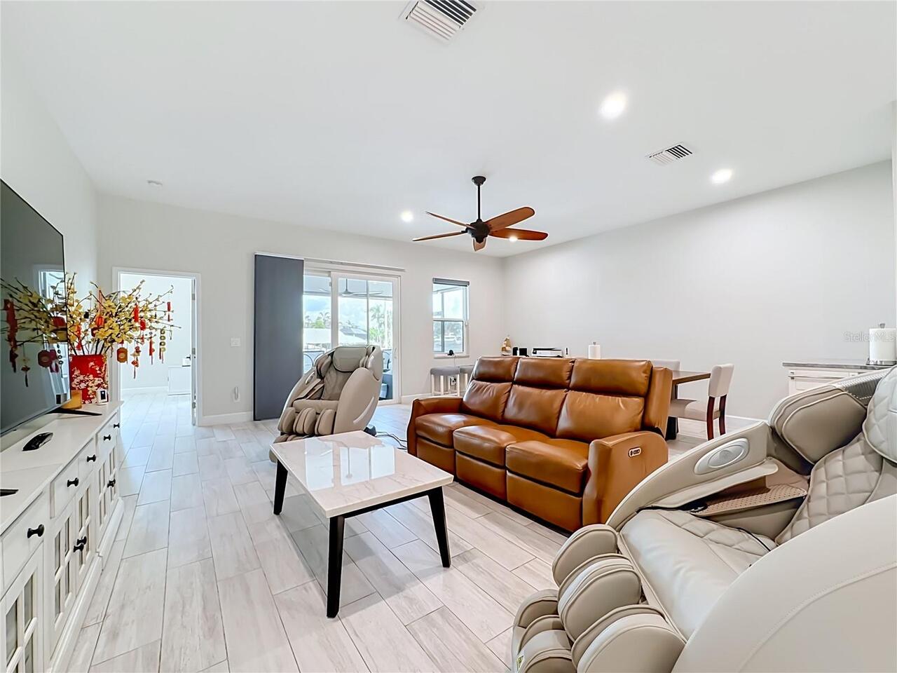 Listing Photo 25