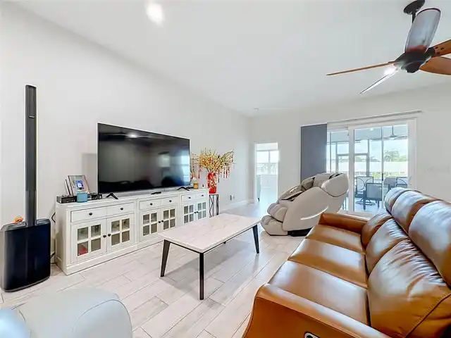 Listing Photo 24