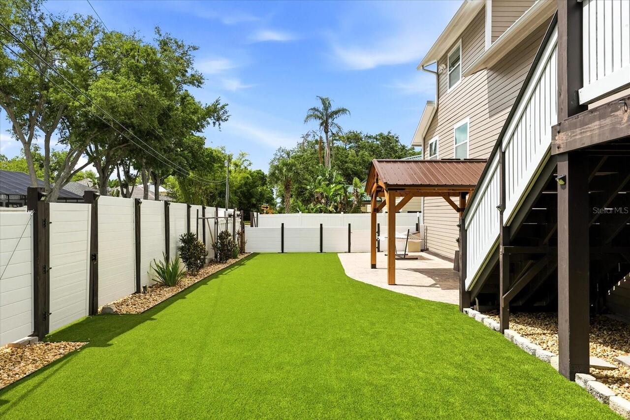 Listing Photo 33
