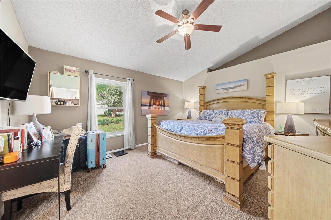 Listing Photo 17