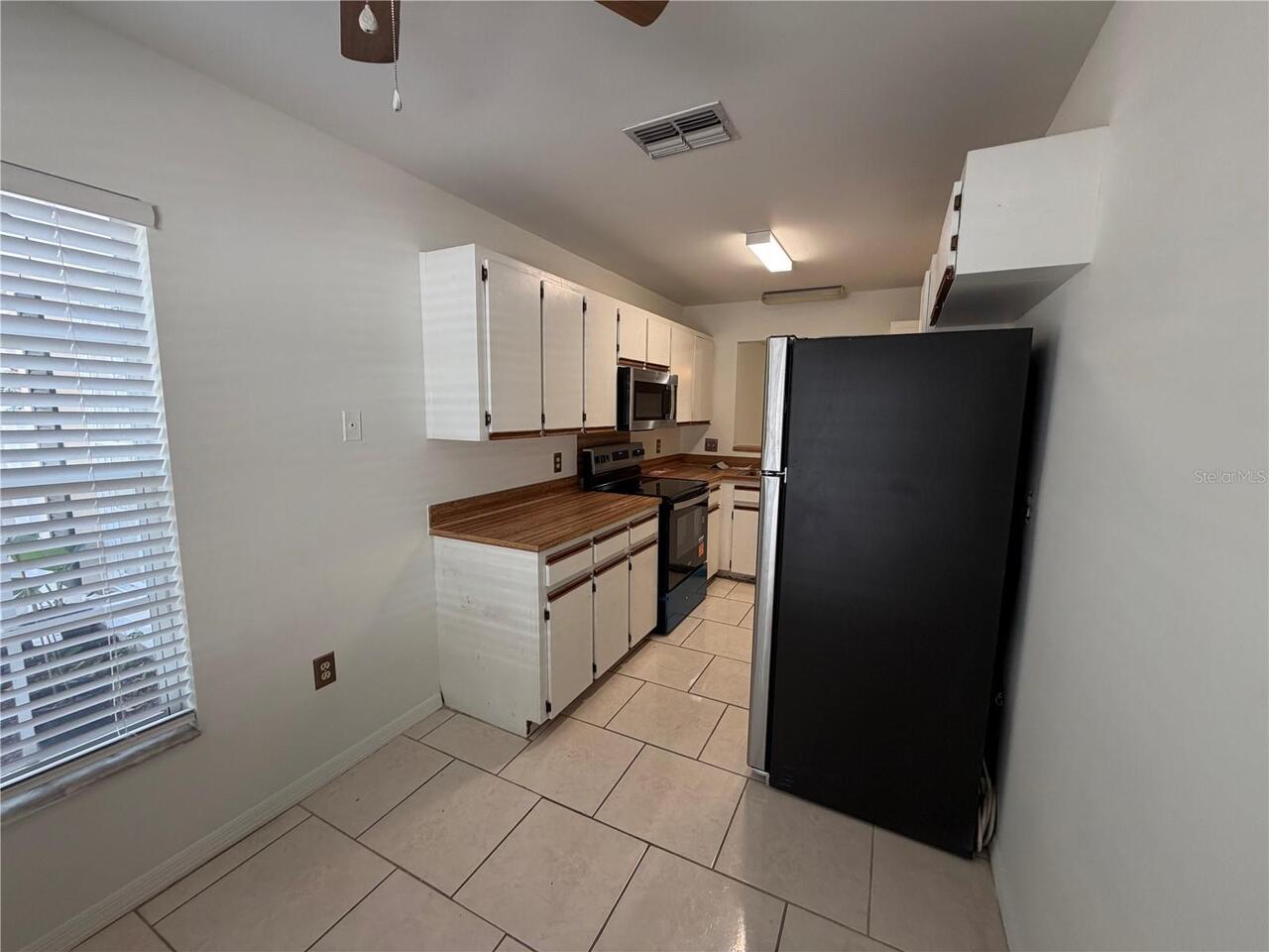 Listing Photo 9