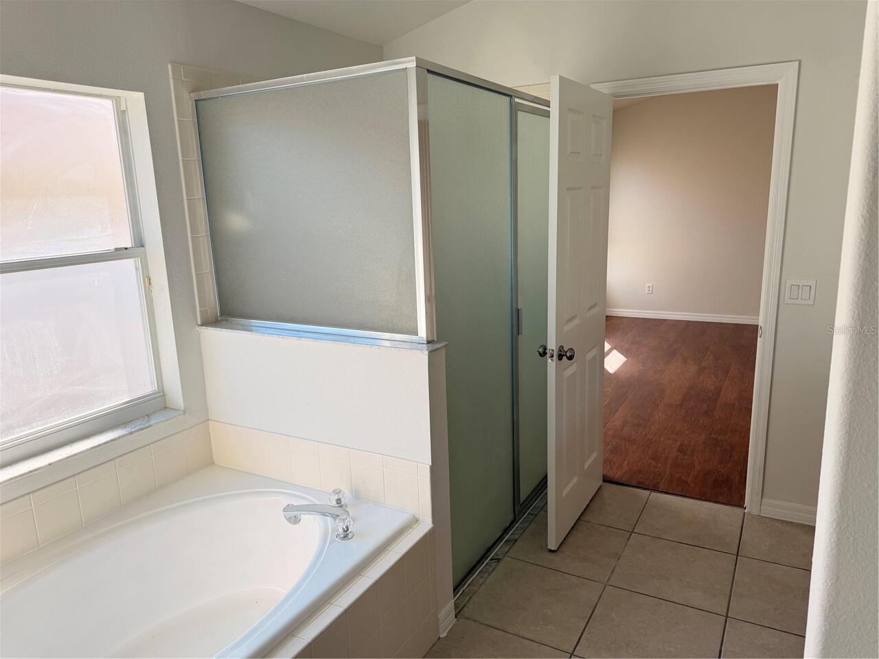 Listing Photo 9