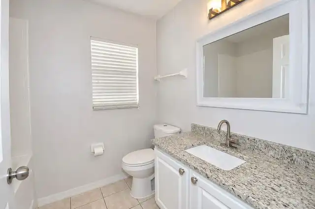 Listing Photo 10