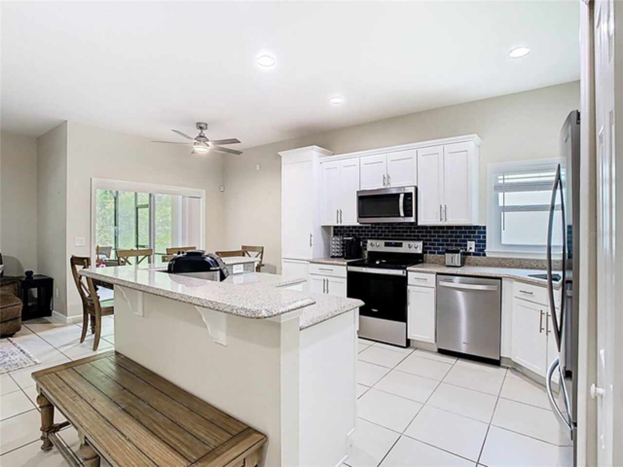 Listing Photo 17