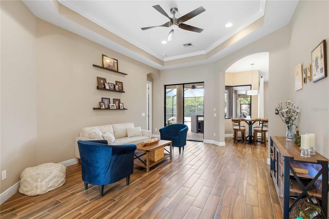 Listing Photo 17