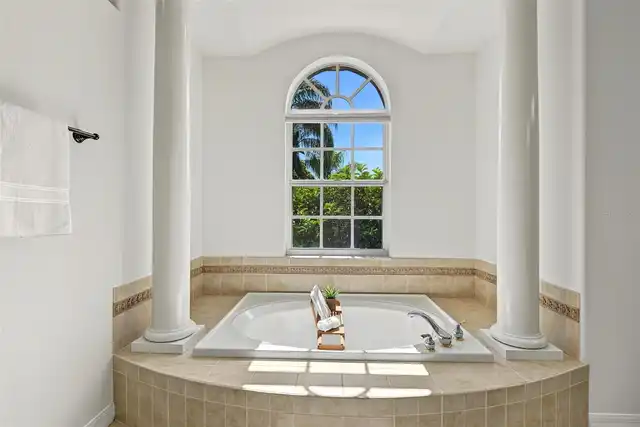 Listing Photo 22