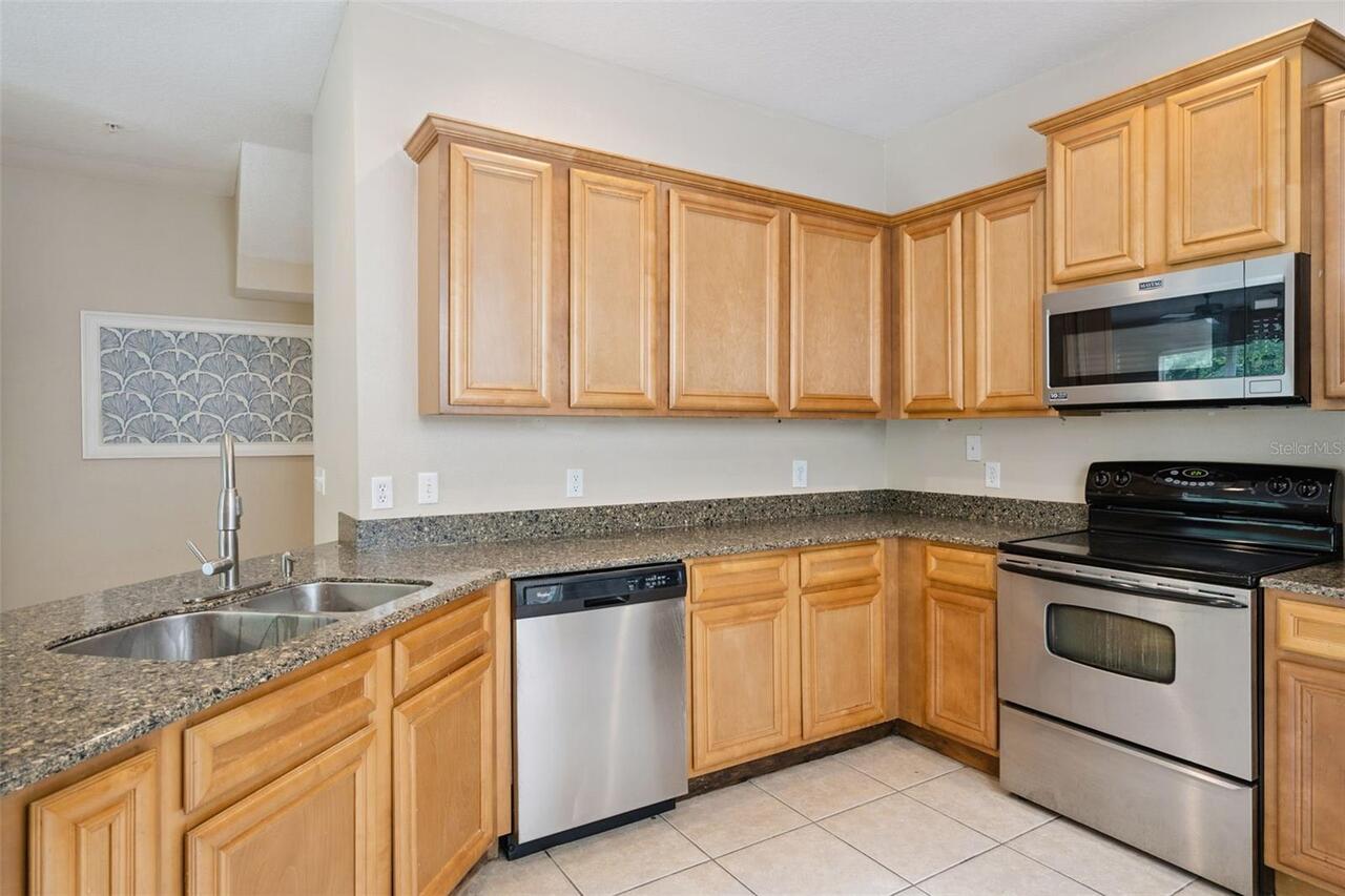 Listing Photo 9