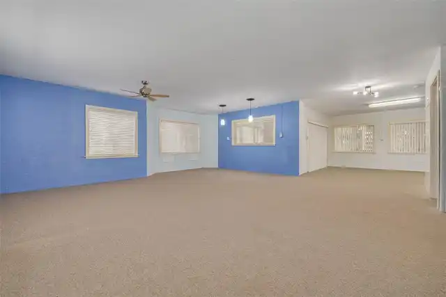 Listing Photo 23