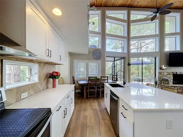 Listing Photo 13
