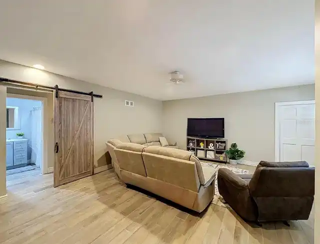 Listing Photo 38